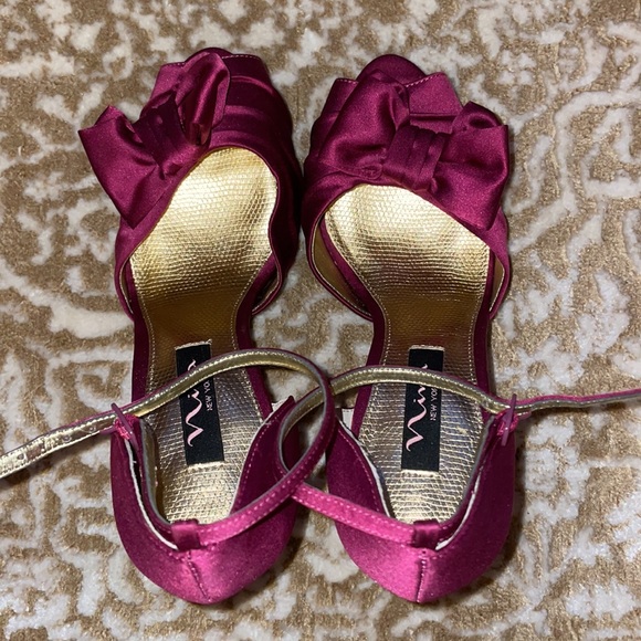Nina Magenta Satin Bow Peep Toe Pumps - Picture 5 of 9